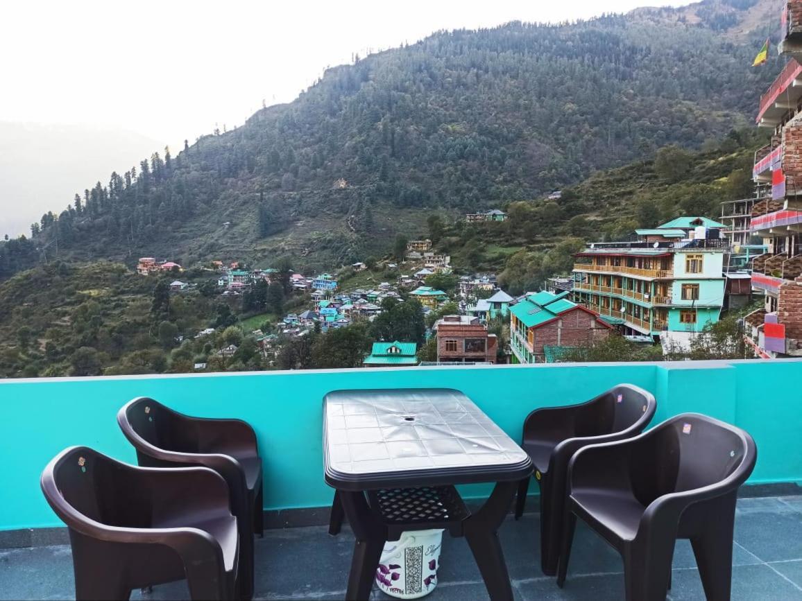 Aman Resort, Tosh Village, Himachal Pradesh Bagian luar foto