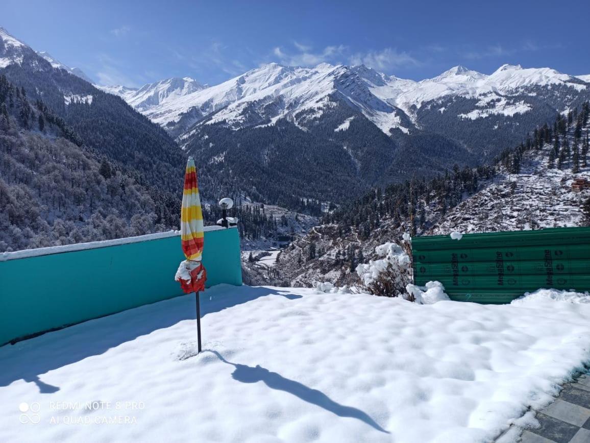 Aman Resort, Tosh Village, Himachal Pradesh Bagian luar foto