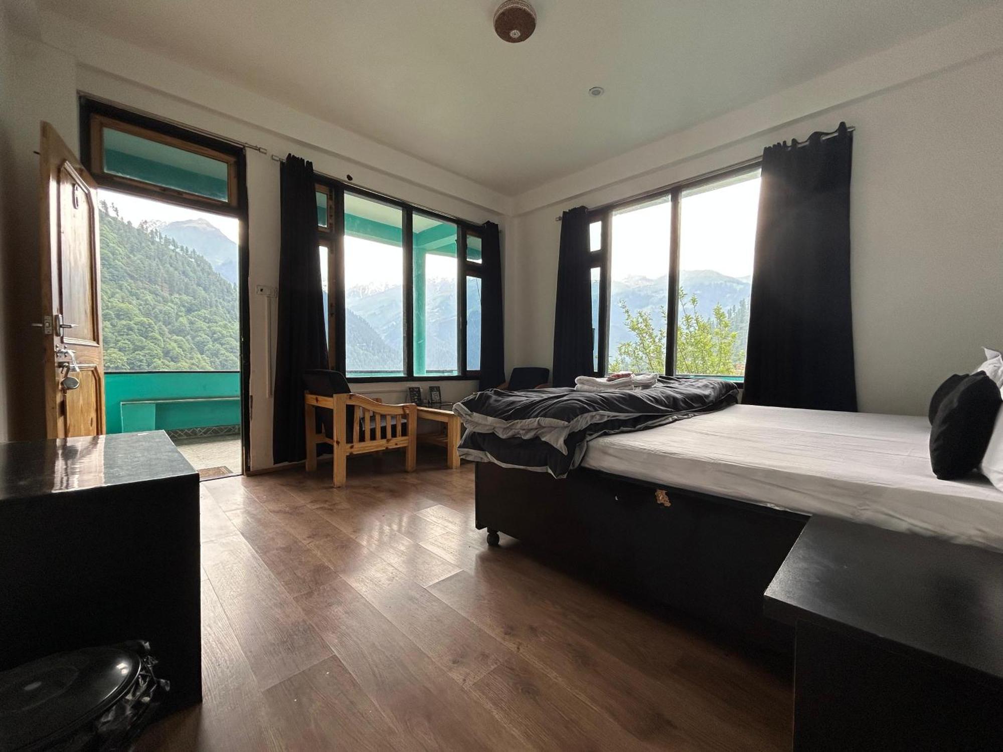 Aman Resort, Tosh Village, Himachal Pradesh Bagian luar foto
