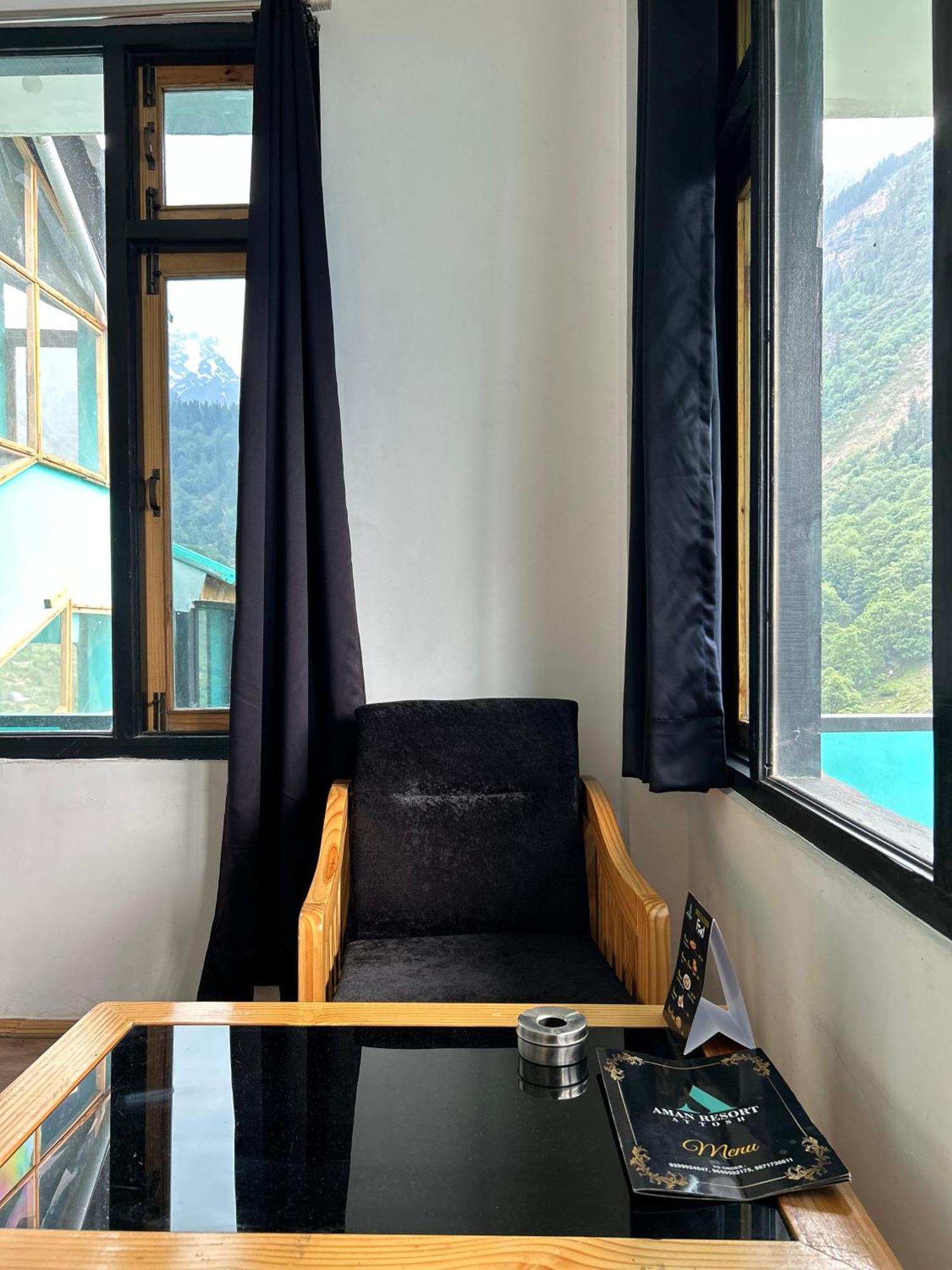 Aman Resort, Tosh Village, Himachal Pradesh Bagian luar foto